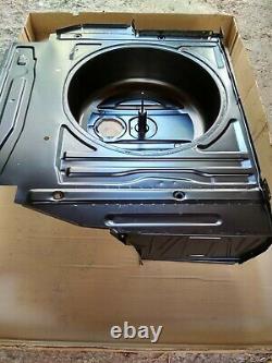 BMW E30 trunk floor! NEW! GENUINE 41111971145