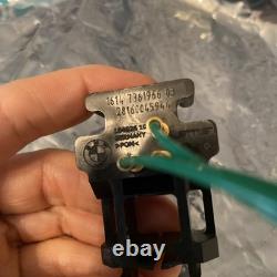 BMW F30 G11 G12 G30 G38 330e Pressure-temperature sensor Genuine 7361966
